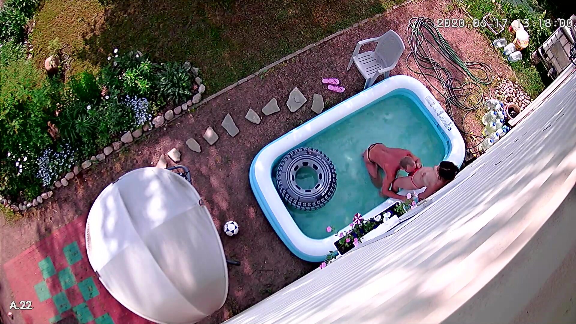 Security camera caught couple having sexual intercourse in the homemade swimming pool